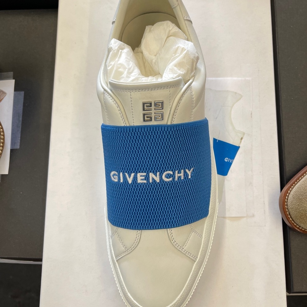 Givenchy sneaker